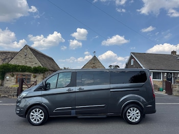 Used Ford Tourneo Custom 2019 for sale - 79177102: Photo