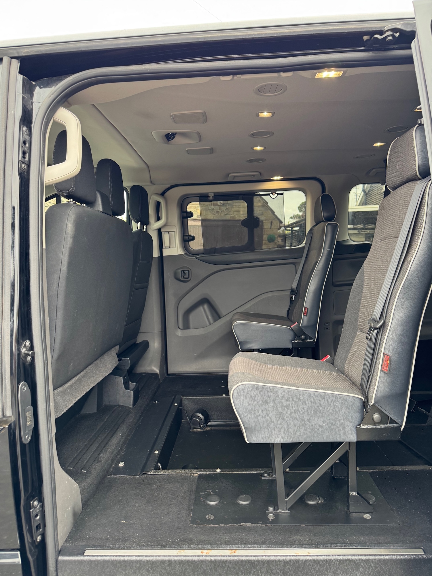 Used Ford Tourneo Custom 2018 for sale - 76107012: Photo 10