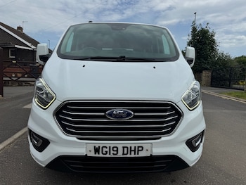 Used Ford Tourneo Custom 2019 for sale - 78979589: Photo