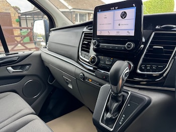 Used Ford Tourneo Custom 2019 for sale - 75545571: Photo