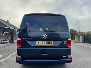 Used Volkswagen Caravelle 2018 for sale - 78367592: Photo