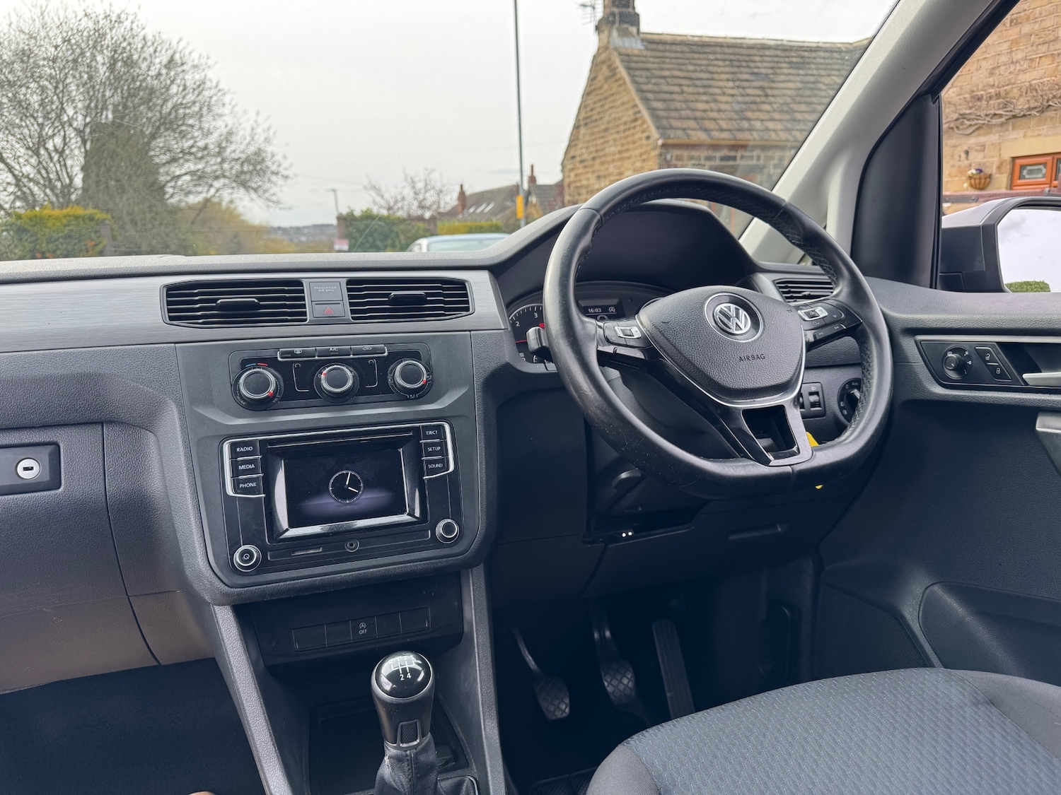 Used Volkswagen Caddy Maxi Life 2018 for sale - 78112219: Photo 16