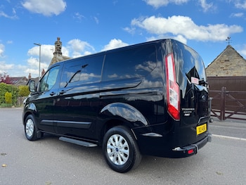 Used Ford Tourneo Custom 2019 for sale - 78328918: Photo