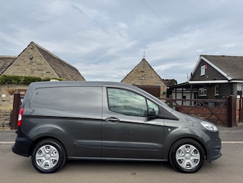 Used Ford Transit Courier 2017 for sale - 76146825: Photo 2
