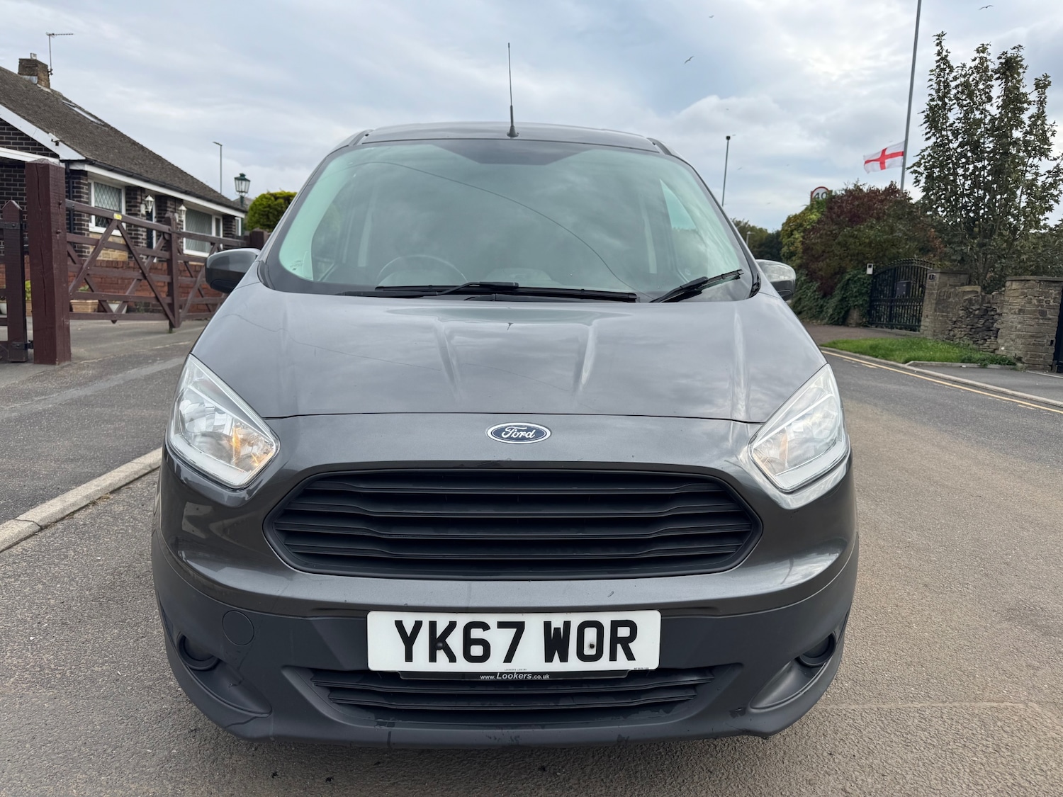 Used Ford Transit Courier 2017 for sale - 76146825: Photo 8