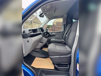 Used Volkswagen Transporter 2024 for sale - 78067793: Photo