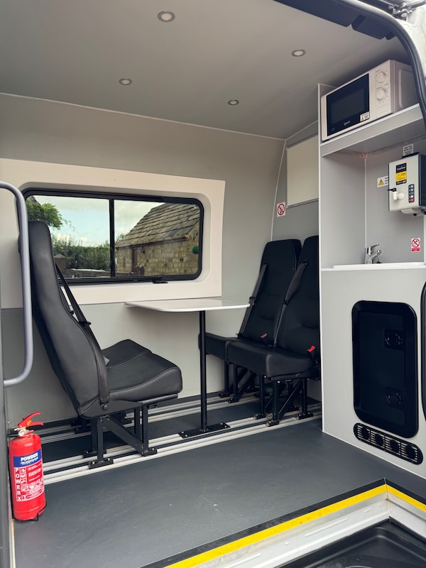 Used Mercedes-Benz Sprinter 2023 for sale - 75581862: Photo 2