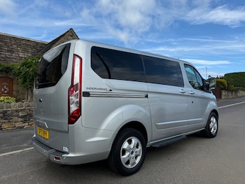 Used Ford Tourneo Custom 2017 for sale - 75418487: Photo