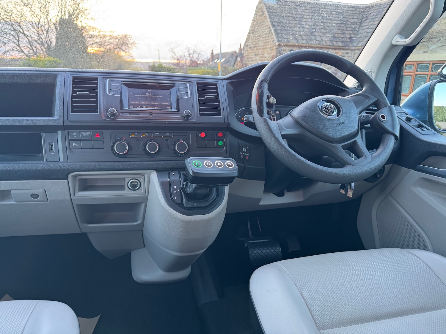 Used Volkswagen Transporter Shuttle 2017 for sale - 78125081: Photo 19