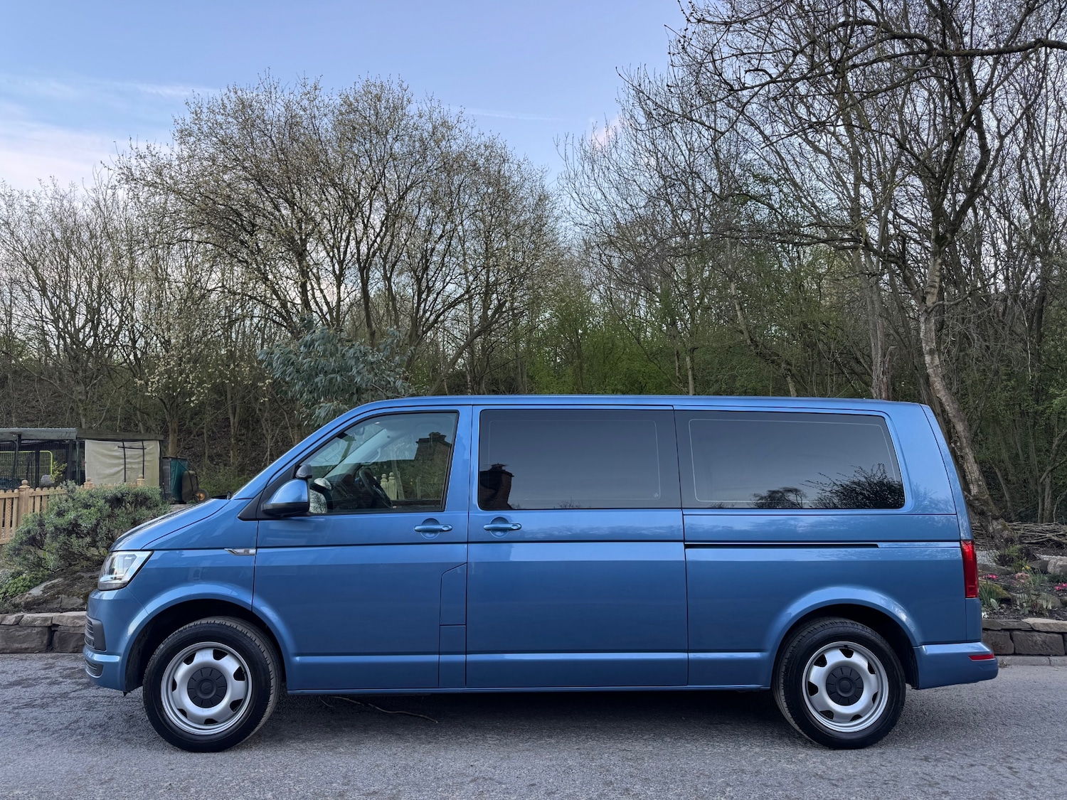 Used Volkswagen Transporter Shuttle 2017 for sale - 78125081: Photo 2