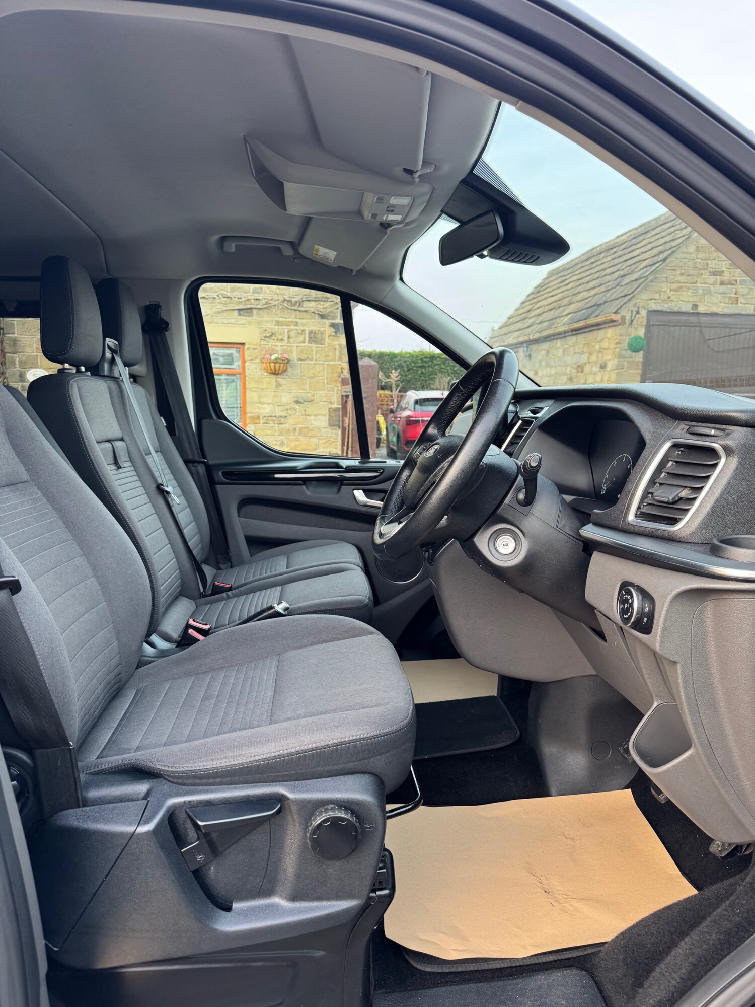 Used Ford Tourneo Custom 2019 for sale - 77988890: Photo 10