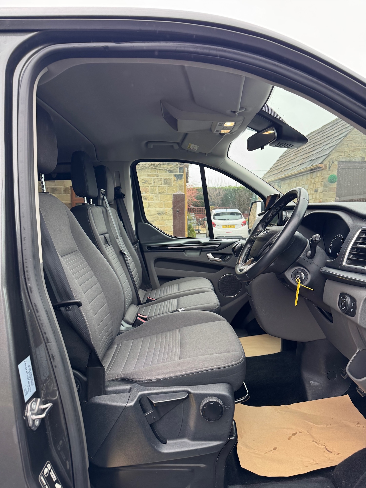 Used Ford Tourneo Custom 2020 for sale - 77607845: Photo 11