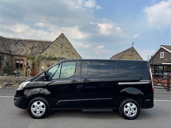 Used Ford Tourneo Custom 2018 for sale - 78457459: Photo
