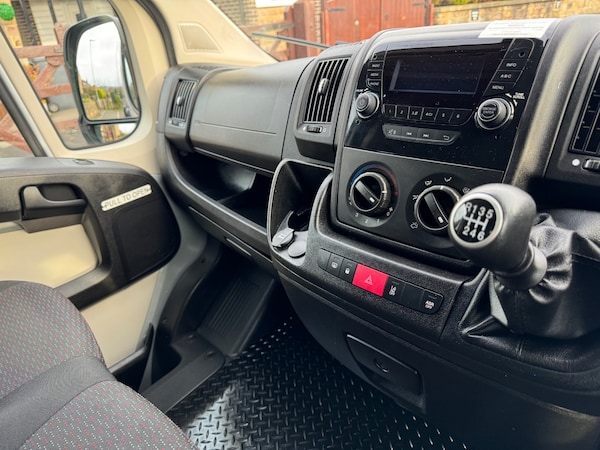 Used Peugeot Boxer 2018 for sale - 73252827: Photo 15