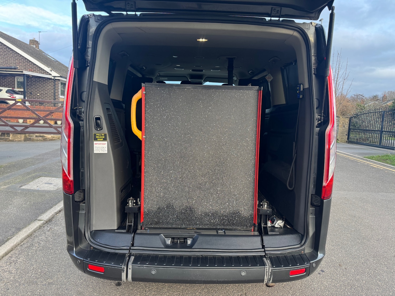 Used Ford Tourneo Custom 2018 for sale - 77675518: Photo 13