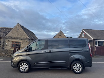 Used Ford Tourneo Custom 2018 for sale - 77675518: Photo