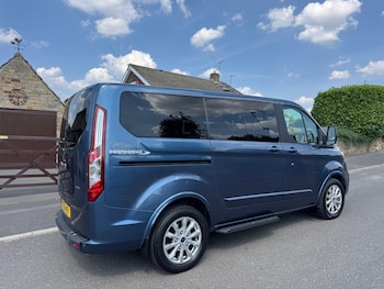 Used Ford Tourneo Custom 2018 for sale - 79177061: Photo