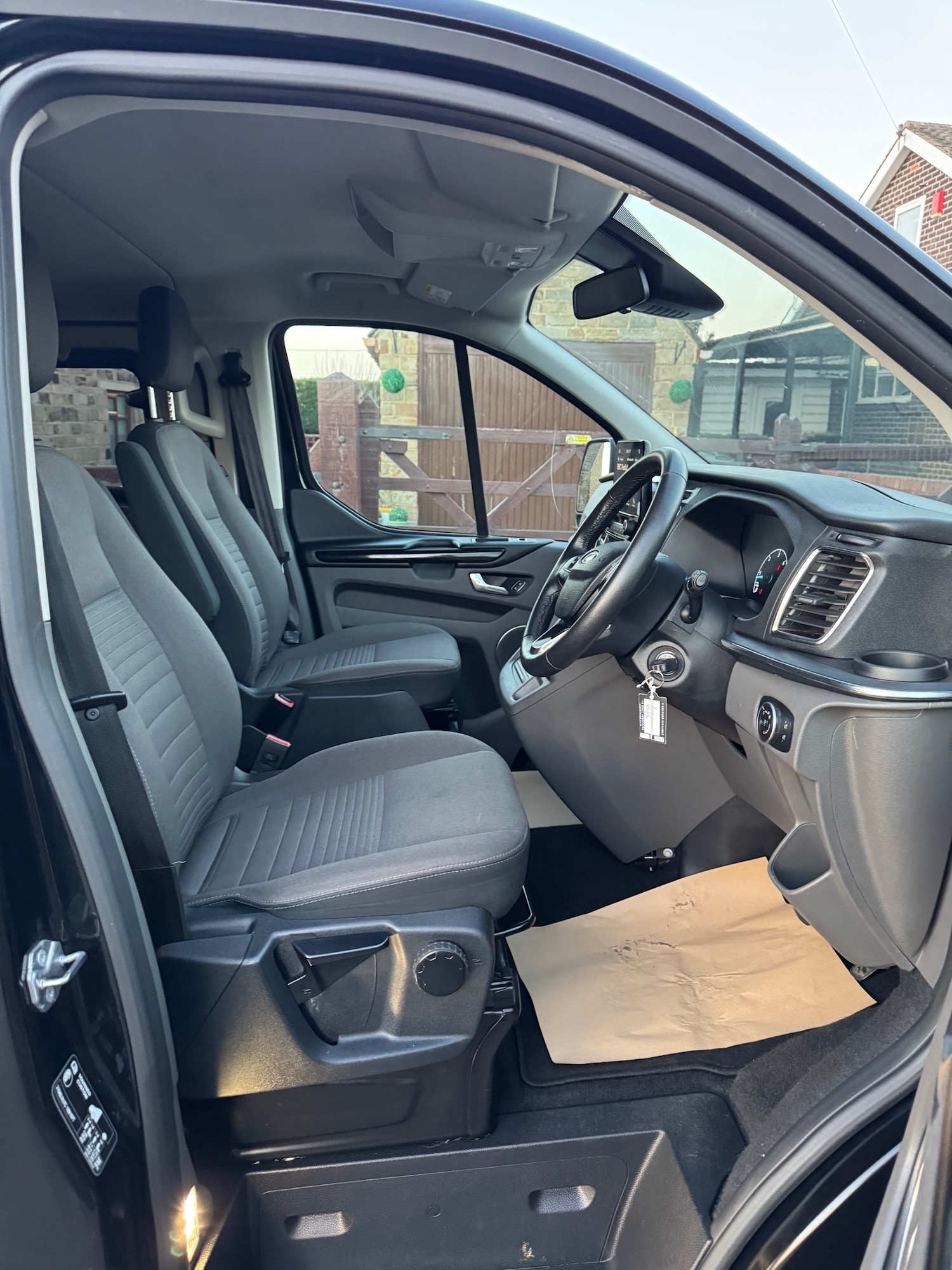 Used Ford Tourneo Custom 2020 for sale - 77766130: Photo 11