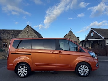 Used Ford Tourneo Custom 2018 for sale - 77005561: Photo