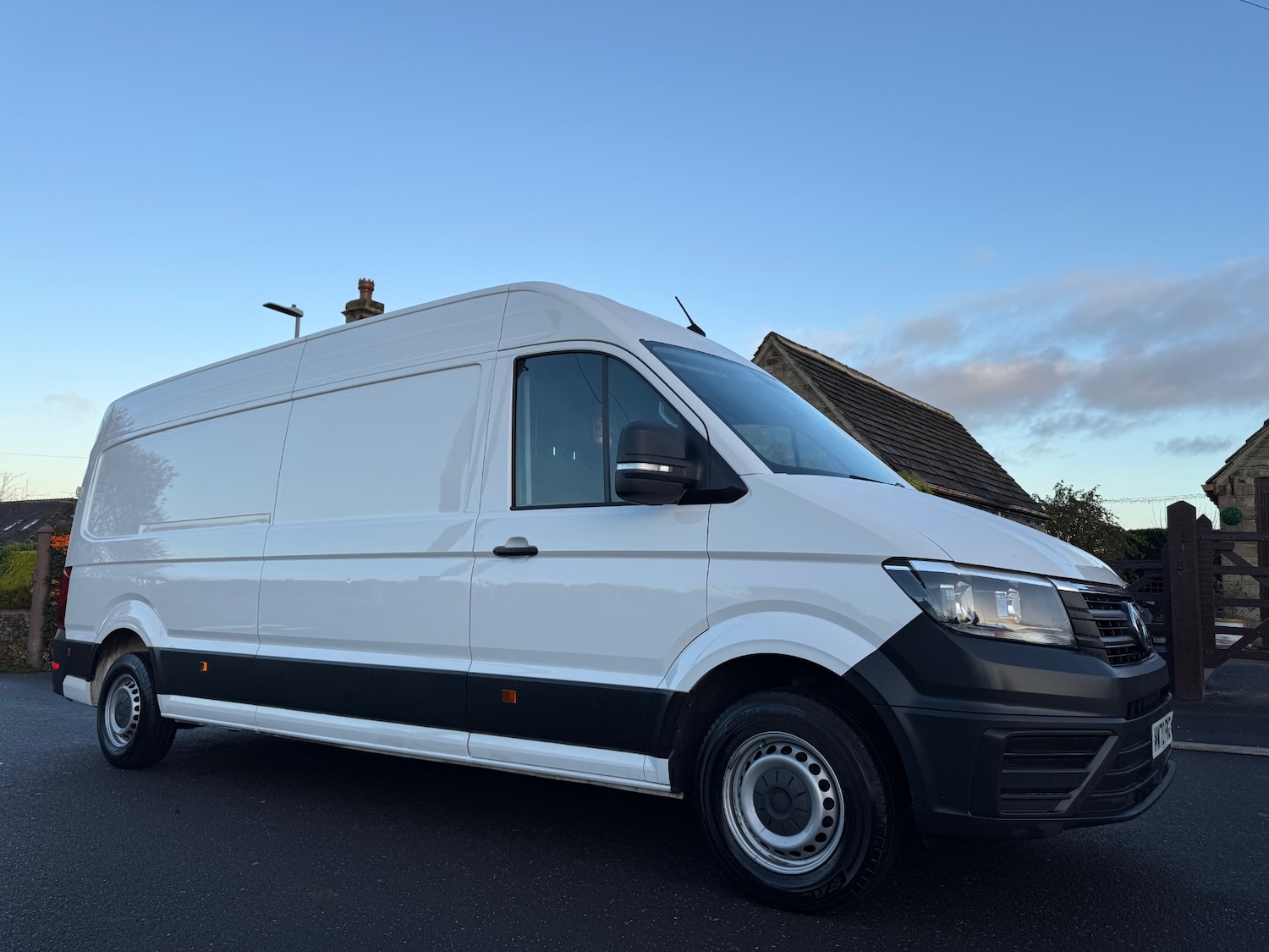 Used Volkswagen Crafter 2021 for sale - 76588280: Photo 1