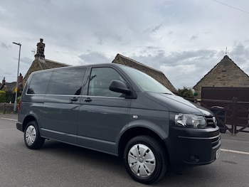 Used Volkswagen Transporter Shuttle 2015 for sale - 78775867: Photo