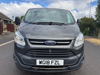 Used Ford Tourneo Custom 2018 for sale - 79421114: Photo