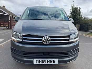 Used Volkswagen Transporter Shuttle 2018 for sale - 79459752: Photo