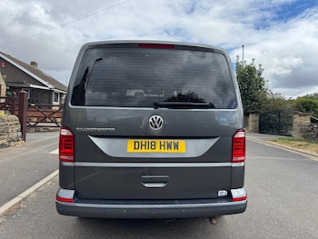 Used Volkswagen Transporter Shuttle 2018 for sale - 79459752: Photo