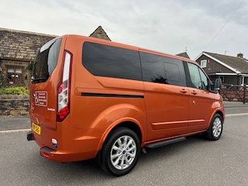 Used Ford Tourneo Custom 2019 for sale - 79417335: Photo