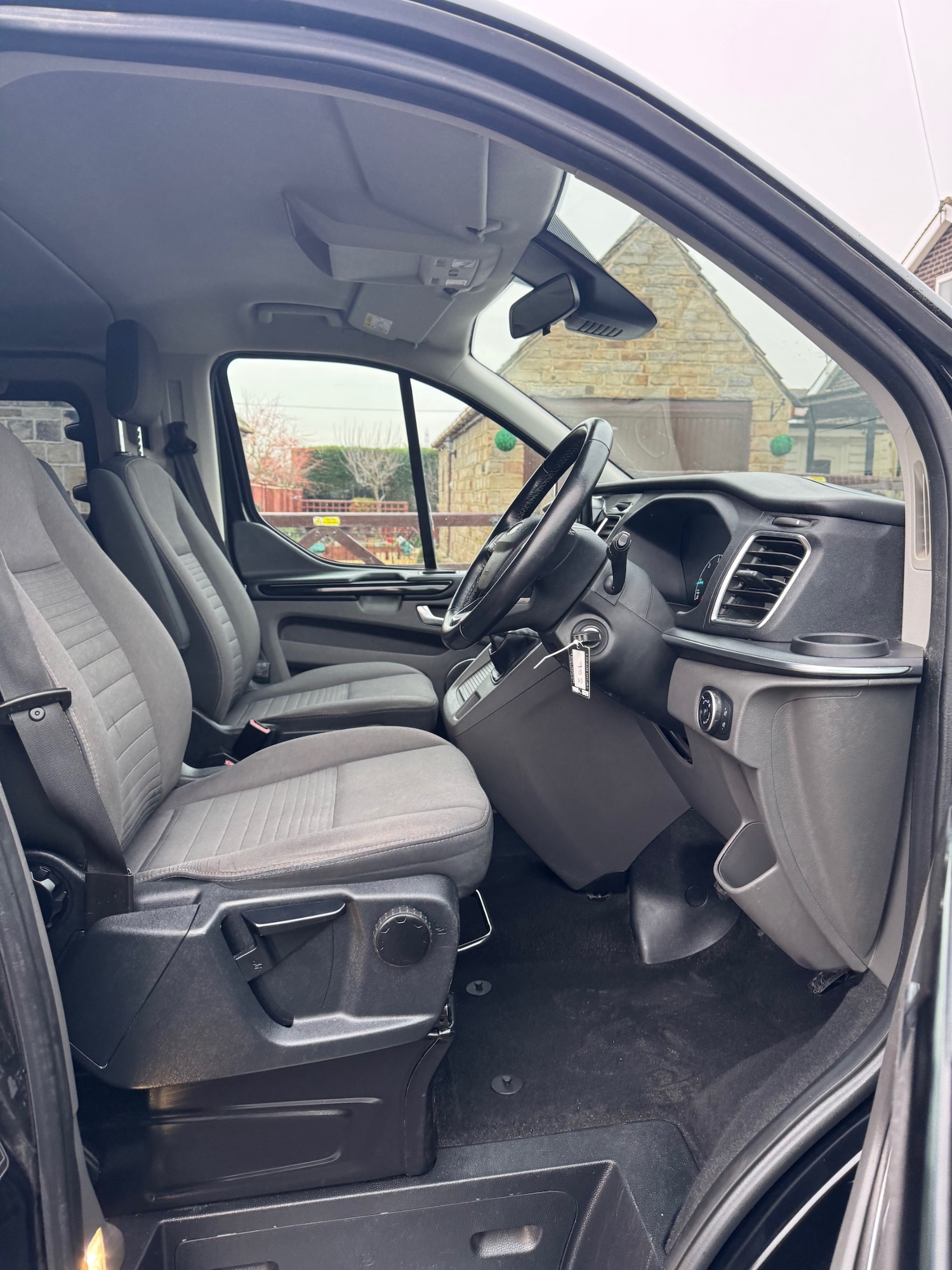Used Ford Tourneo Custom 2019 for sale - 77138670: Photo 11