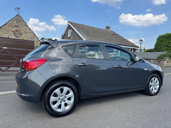 Used Vauxhall Astra 2015 for sale - 79176827: Photo