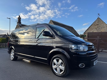 Used Volkswagen Caravelle 2012 for sale - 75946647: Photo