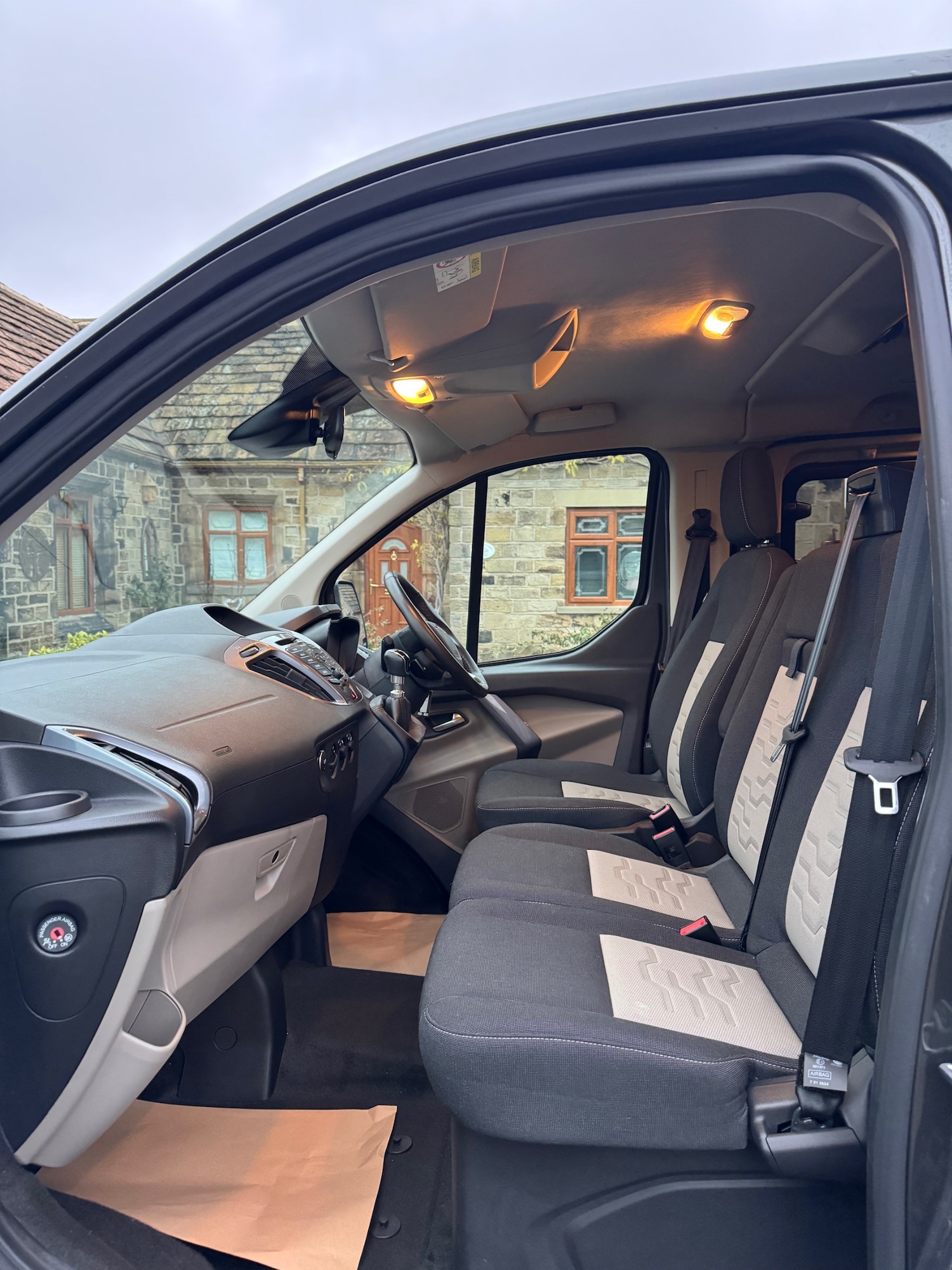 Used Ford Tourneo Custom 2018 for sale - 76809256: Photo 11