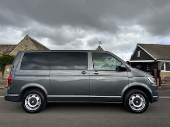 Used Volkswagen Transporter Shuttle 2018 for sale - 79754222: Photo