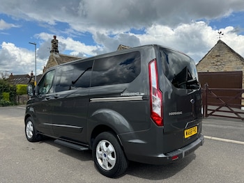 Used Ford Tourneo Custom 2018 for sale - 75305918: Photo
