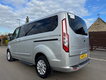 Used Ford Tourneo Custom 2019 for sale - 76079859: Photo