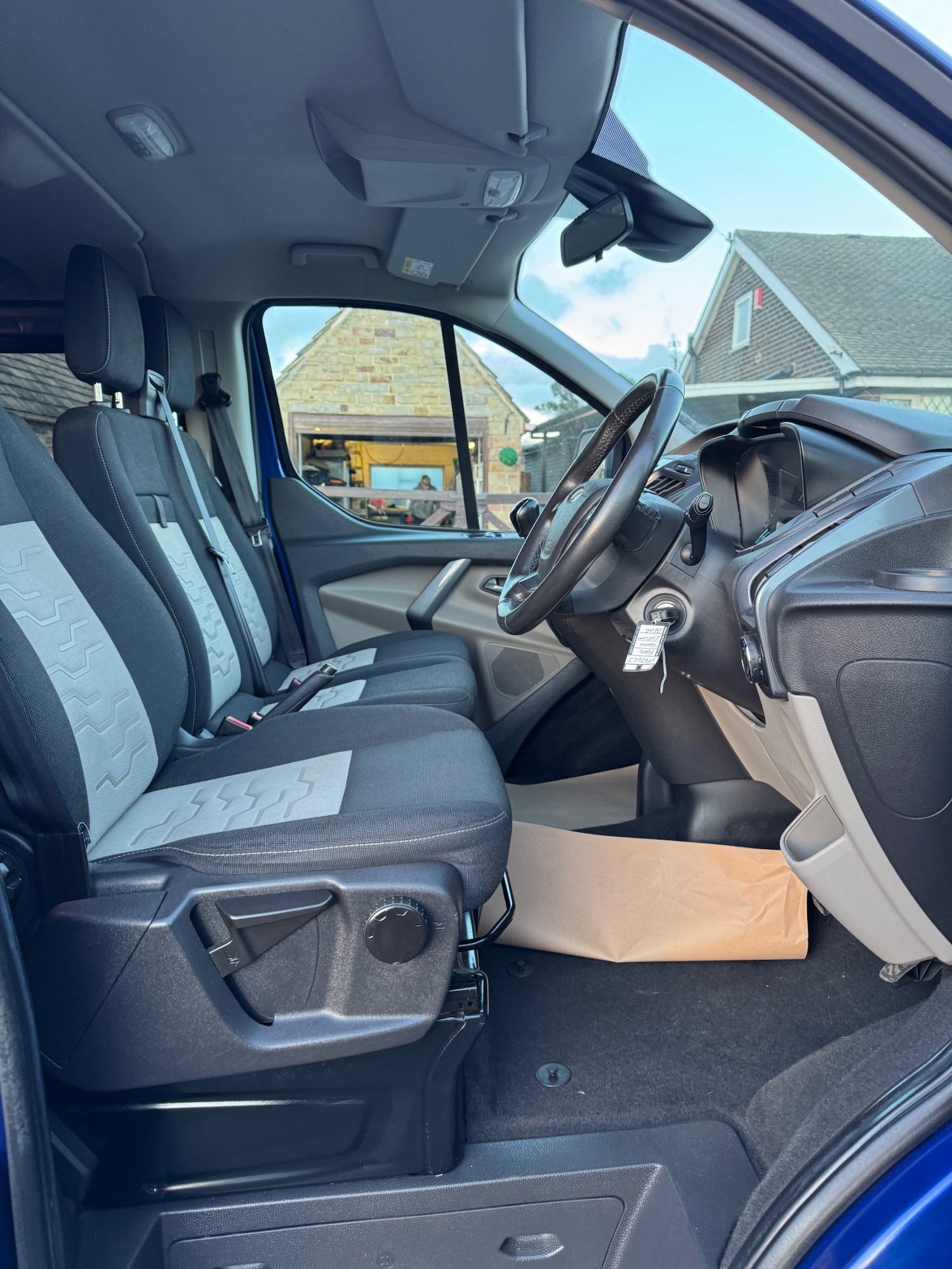 Used Ford Tourneo Custom 2017 for sale - 76758902: Photo 10