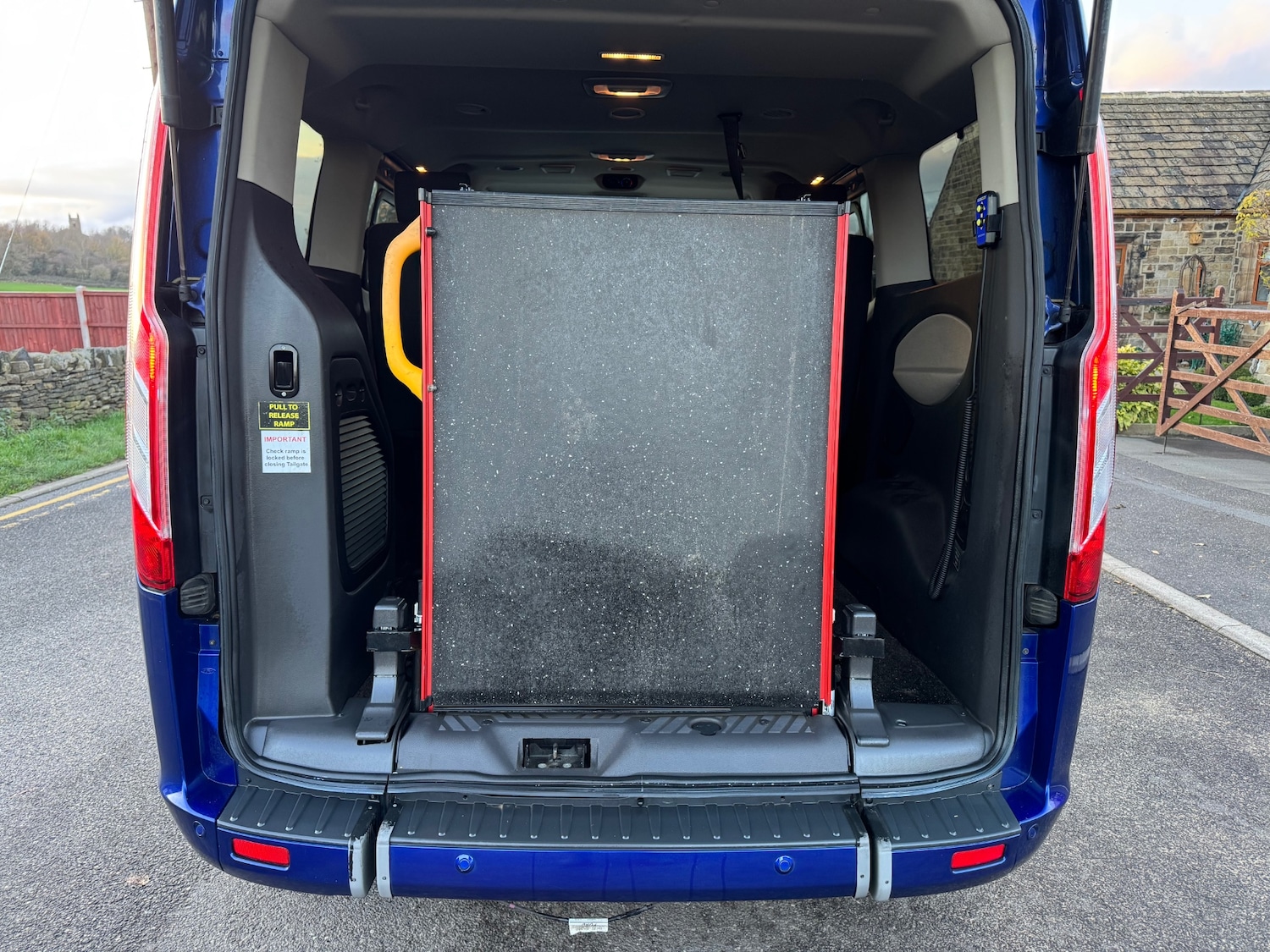 Used Ford Tourneo Custom 2017 for sale - 76758902: Photo 16