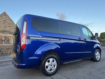 Used Ford Tourneo Custom 2017 for sale - 76758902: Photo