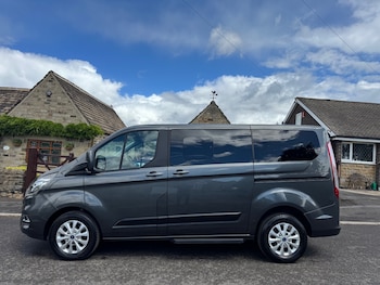Used Ford Tourneo Custom 2019 for sale - 78862481: Photo