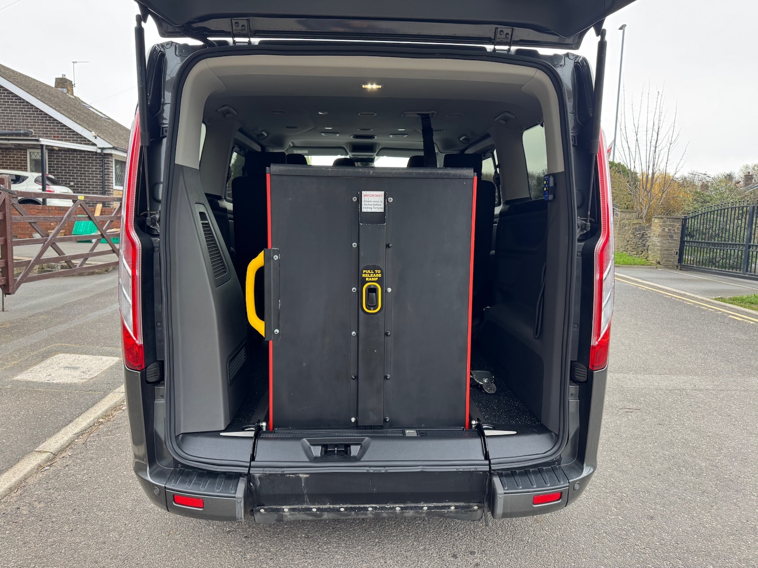 Used Ford Tourneo Custom 2018 for sale - 78067845: Photo 14