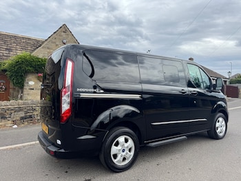 Used Ford Tourneo Custom 2017 for sale - 79418902: Photo