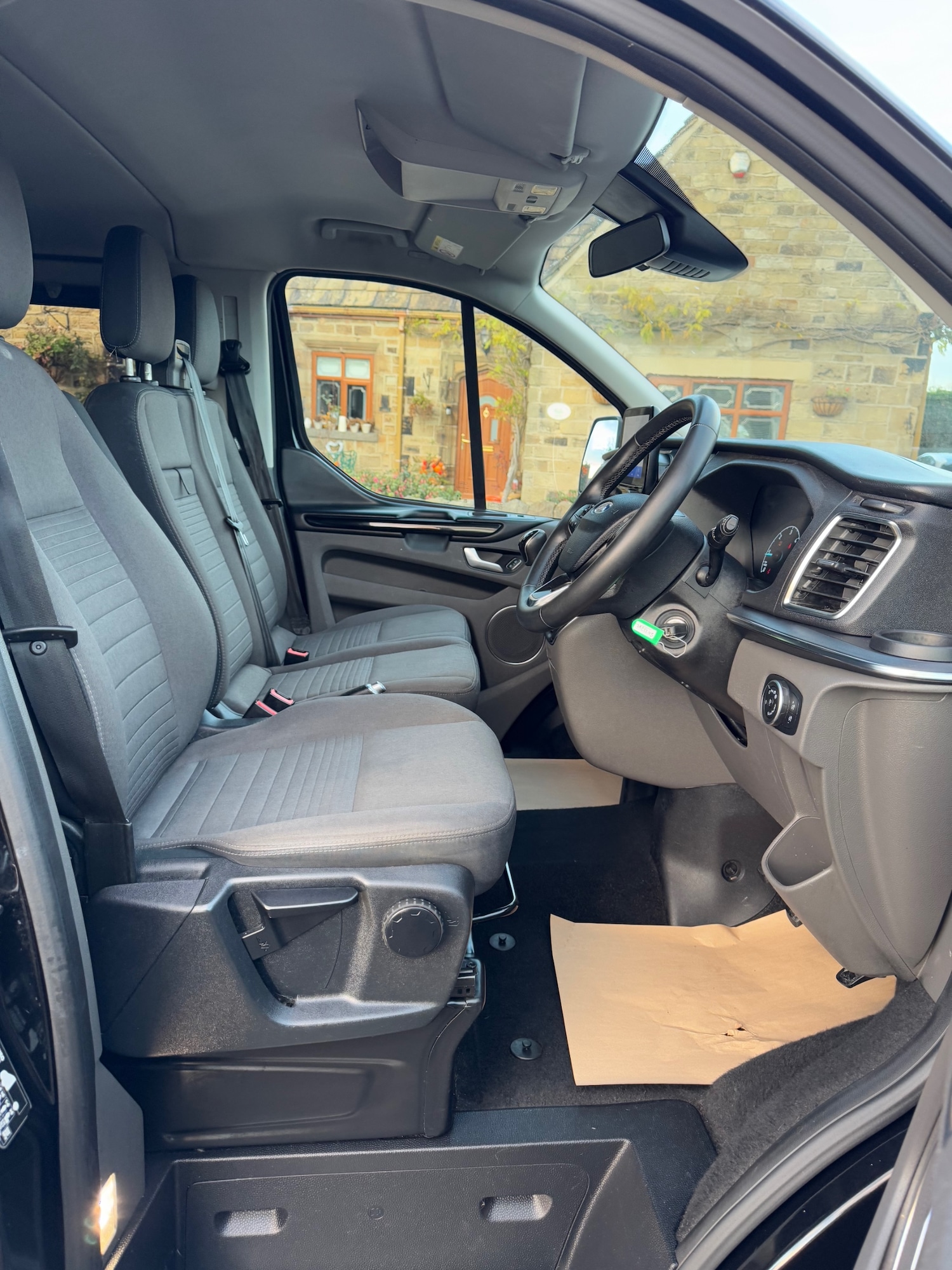 Used Ford Tourneo Custom 2022 for sale - 76710271: Photo 11