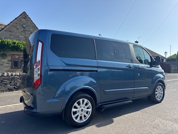 Used Ford Tourneo Custom 2019 for sale - 79011098: Photo