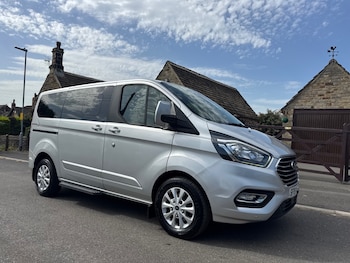 Used Ford Tourneo Custom 2019 for sale - 79008261: Photo