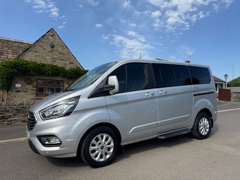 Used Ford Tourneo Custom 2019 for sale - 79008261: Photo