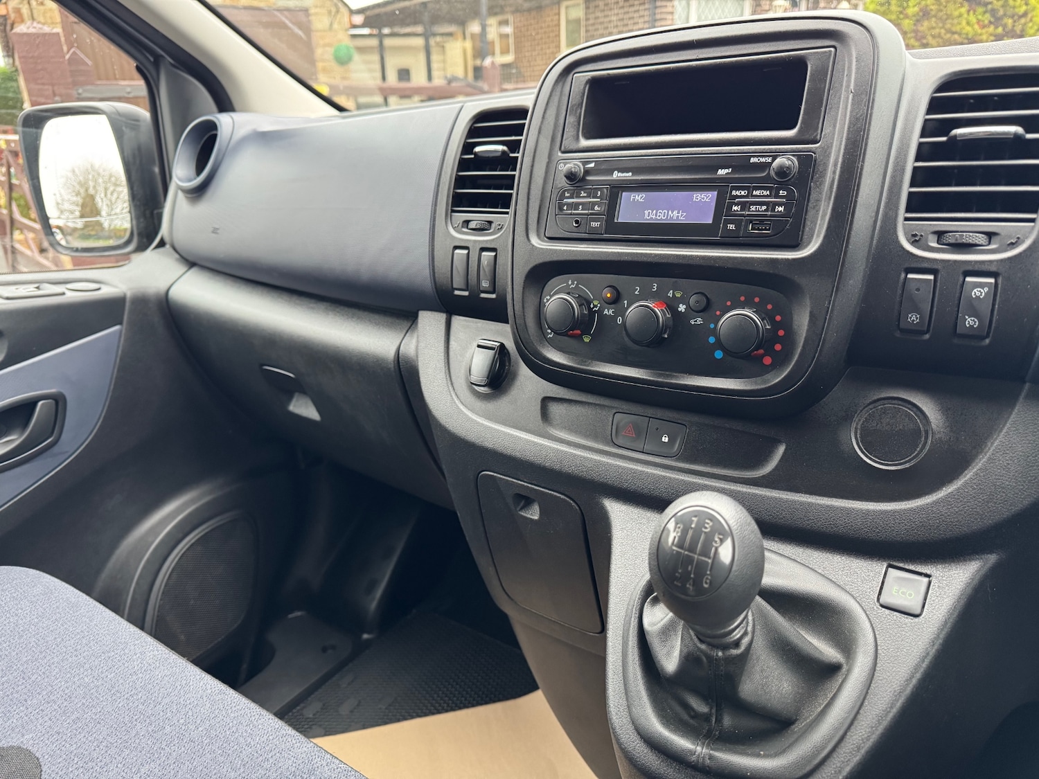 Used Vauxhall Vivaro 2018 for sale - 77036203: Photo 11