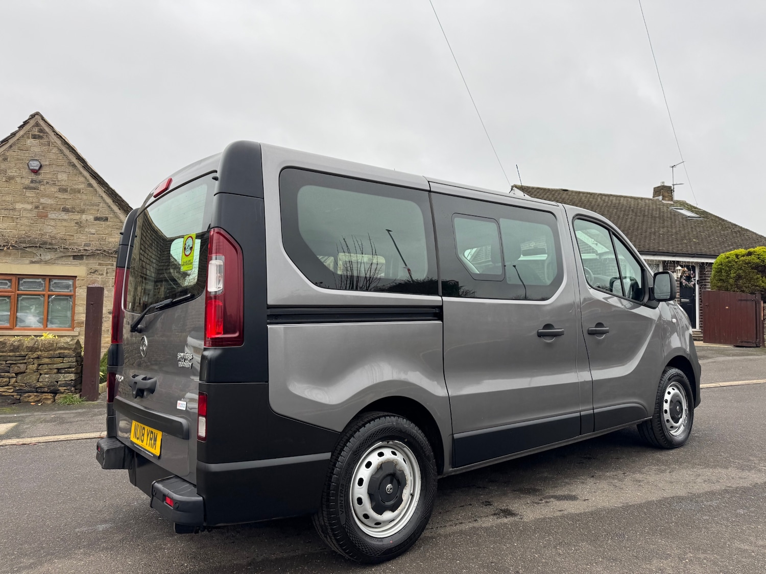 Used Vauxhall Vivaro 2018 for sale - 77036203: Photo 2