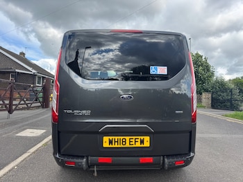Used Ford Tourneo Custom 2018 for sale - 78792544: Photo