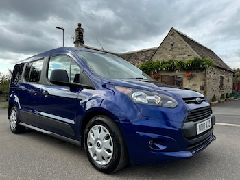 Used Ford Grand Tourneo Connect 2017 for sale - 75427371: Photo